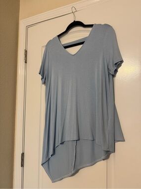 Lisa Rinna Collection Light Blue V-Neck High-Low Tunic